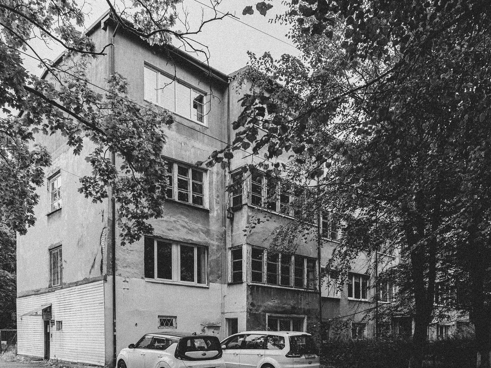 House number 10 on Marina Raskova Street, image 3