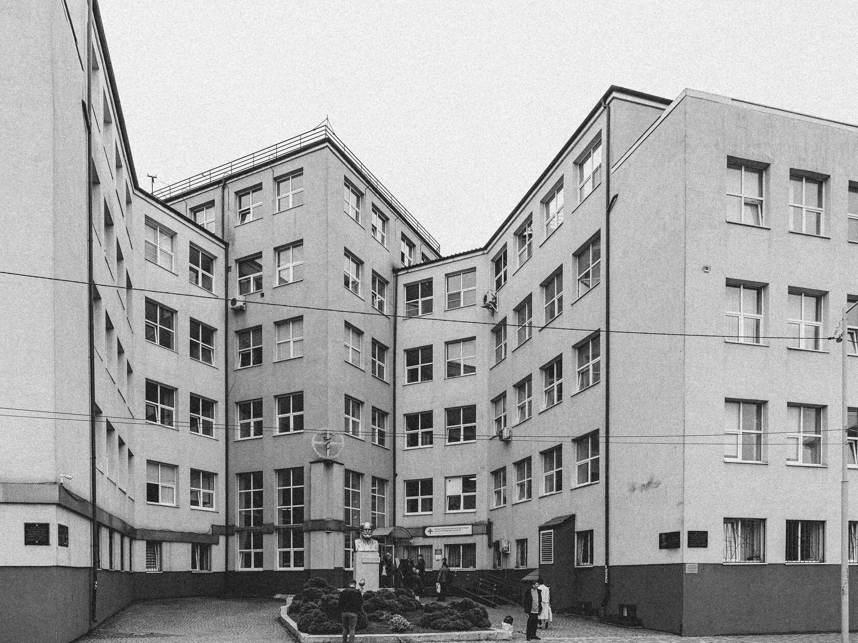 Kaliningrad Regional Clinical Hospital / Hospital of Mercy, image 1