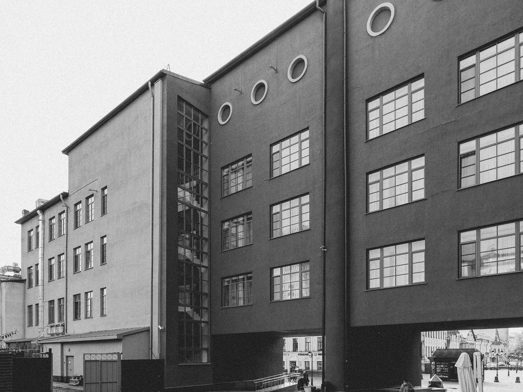 House of the press, image 6
