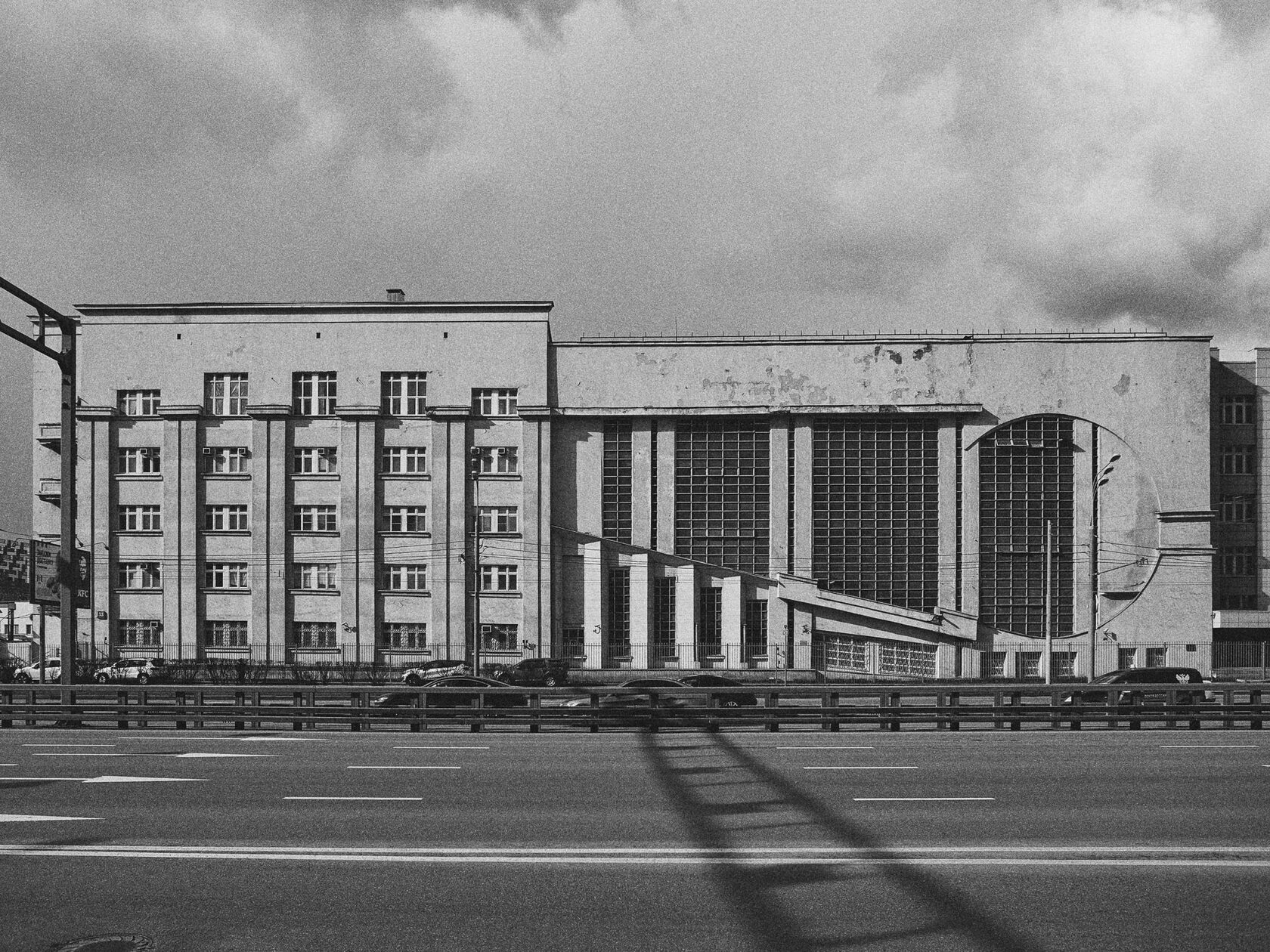 Garage "Intourist", image 1