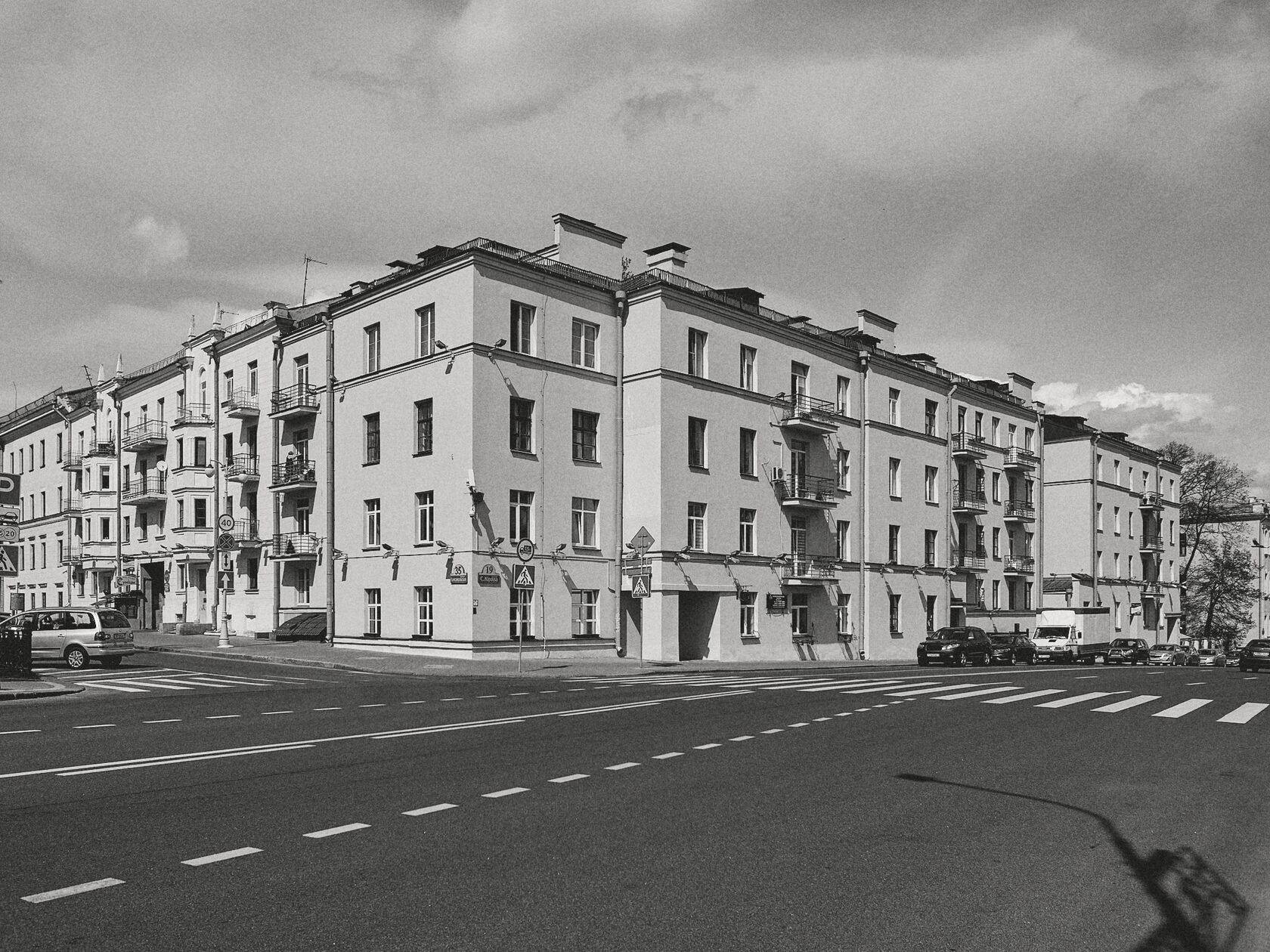 Residential building, image 1